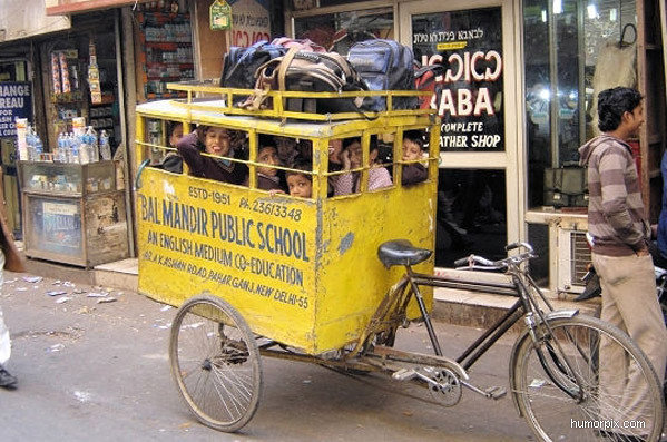 super_funny_hilarious_pictures_crazy_fun_School_bus_in_India_20-size-600x0