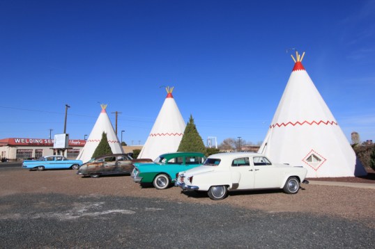 1617-2-wigwam-motel-lg