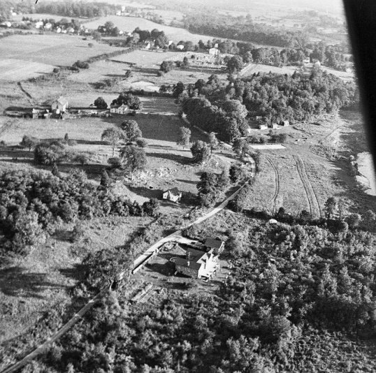 Le Robinson from the air 4