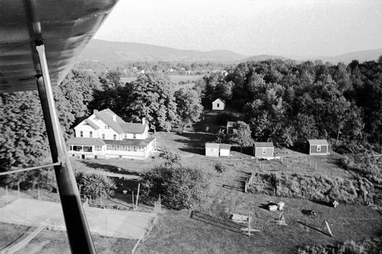 Le Robinson from the air 5