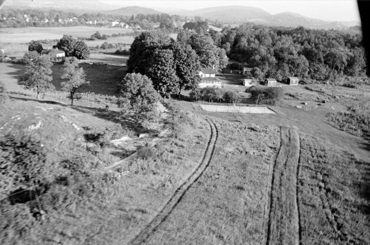 Le Robinson from the air 8