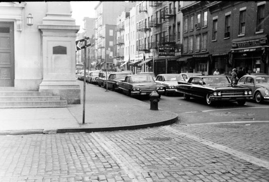 New York - Corner Scene