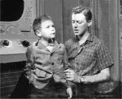 Chris and Sandy Becker - Website, 1957