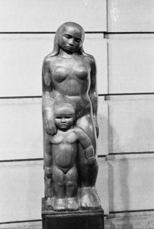 Philly - Mother and Child