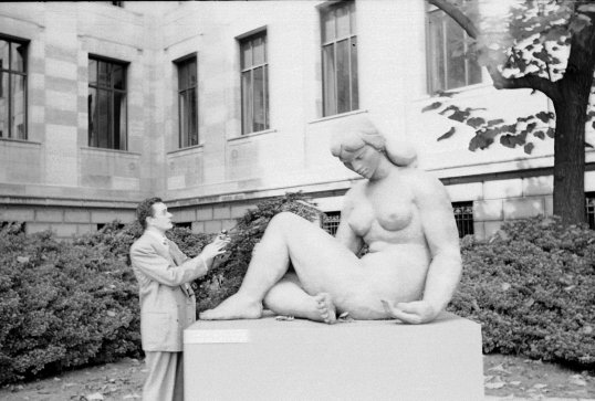 Philly Sculpture with Joe