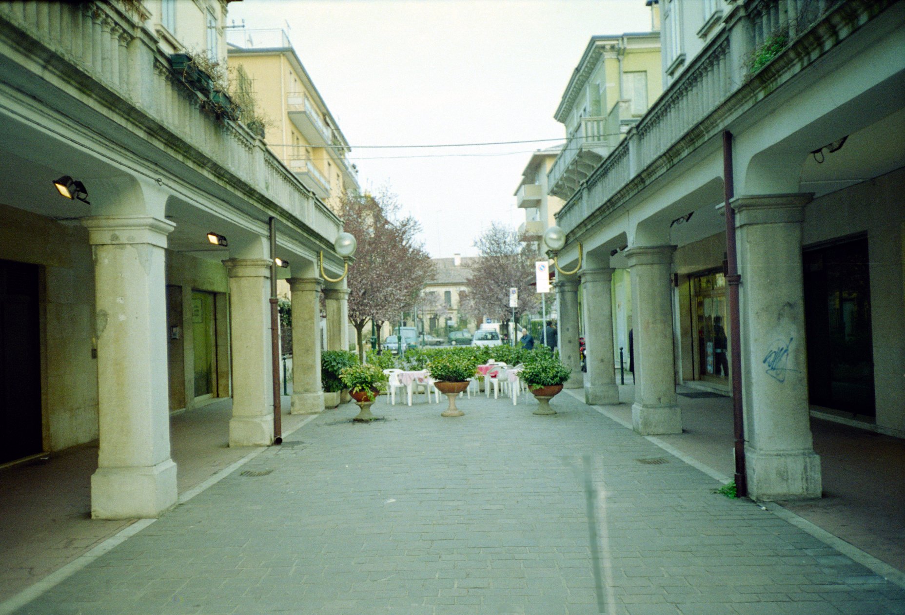 Mestre - Italian Courtyard Cafe